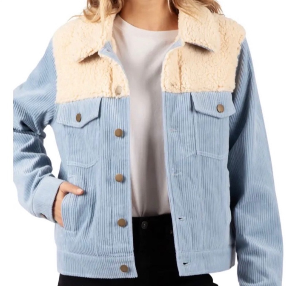 Rip Curl Teddy Fleece Panel Corduroy Jacket. Size Large. Pre-owned, awesome!